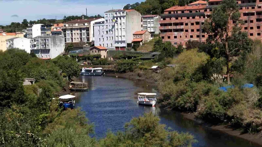 vivir en betanzos zona de Os Caneiros